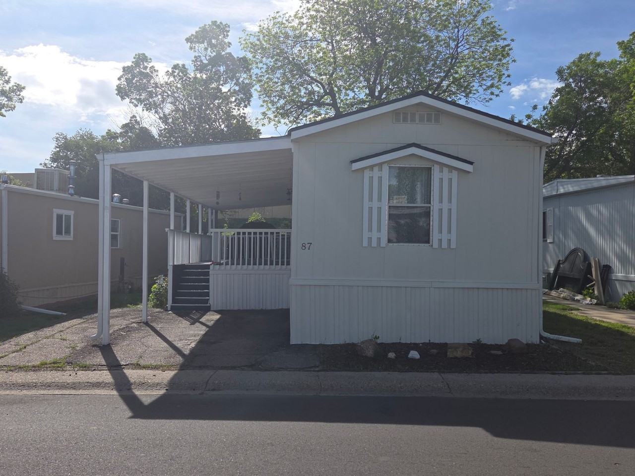 8201 S Santa Fe Dr - Photo 3 of 22