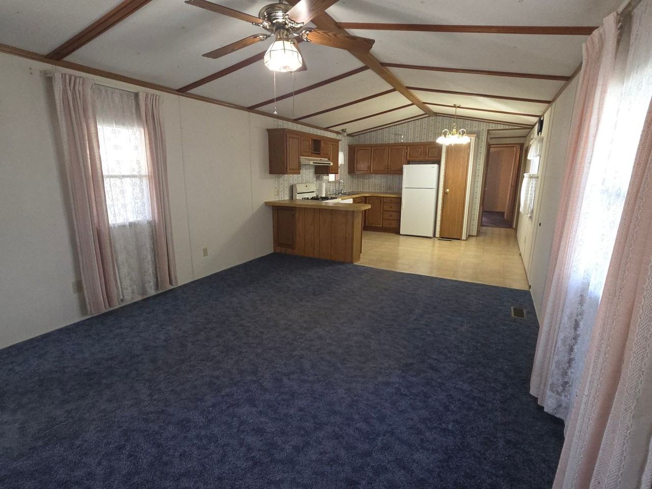 8201 S Santa Fe Dr - Photo 7 of 22