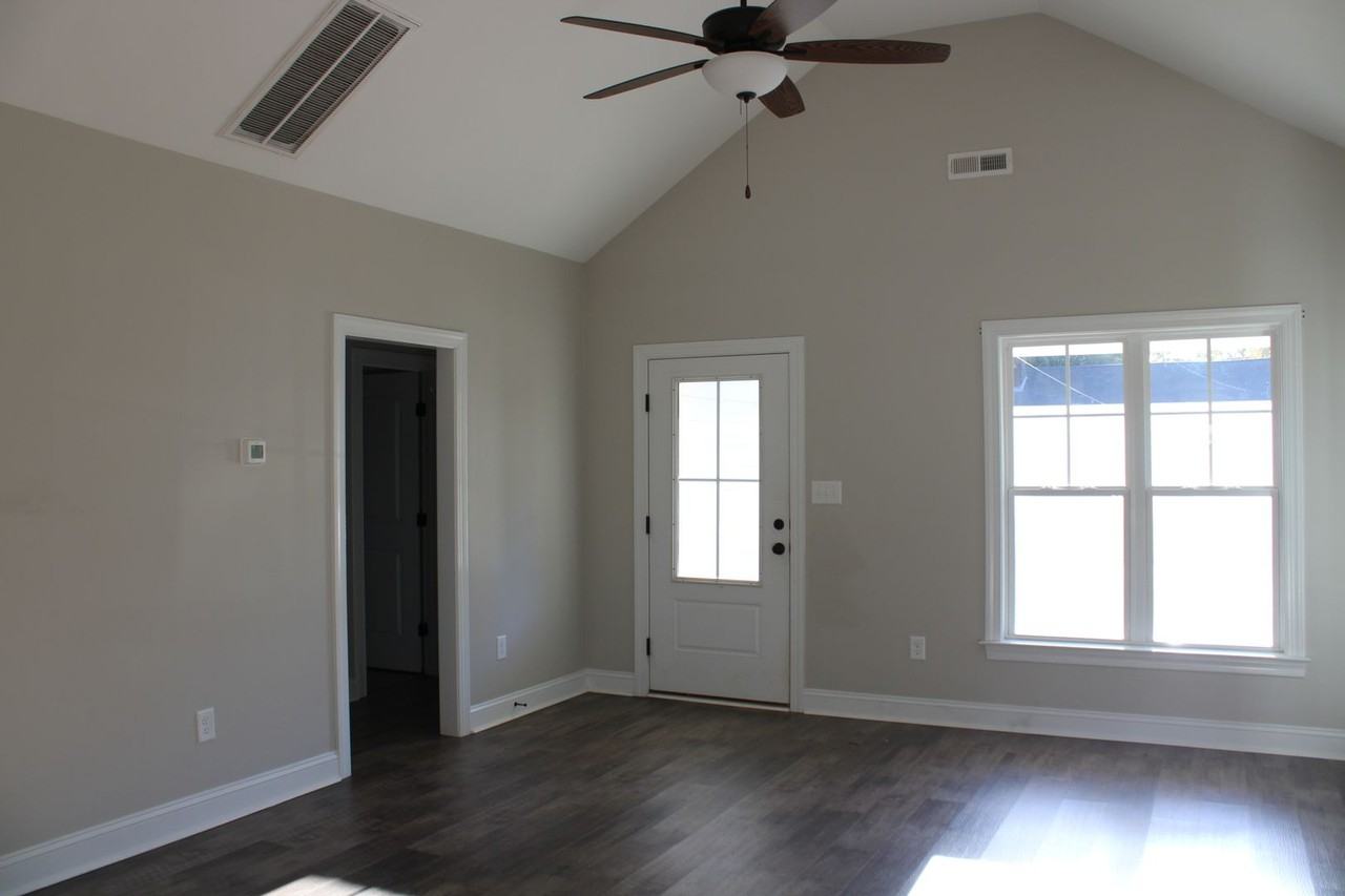 908 Branch St Nw - Photo 6 of 19