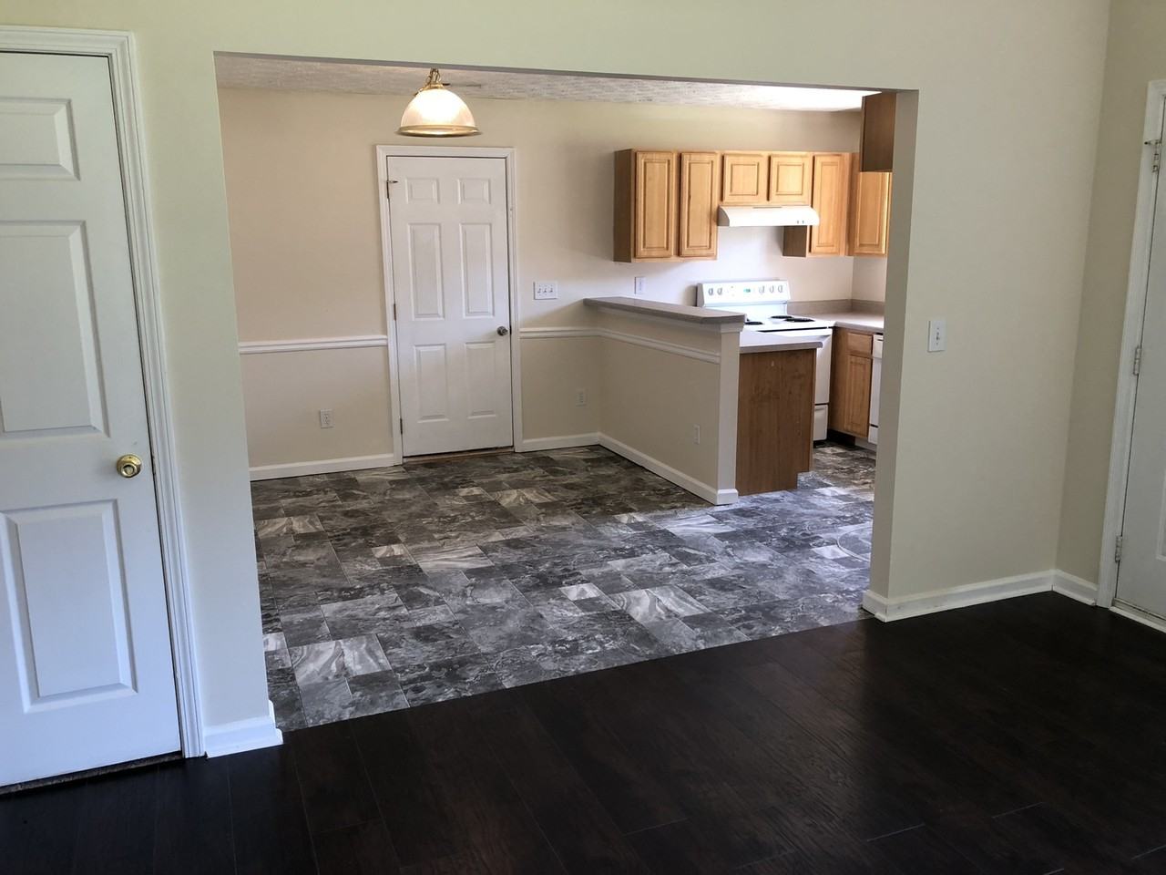 117 Jenny Rd - Photo 3 of 14