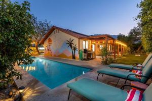 featured image of 2184 E Powell Rd