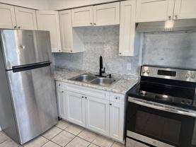 Laurie Court Apartments - Photo 1 of 1