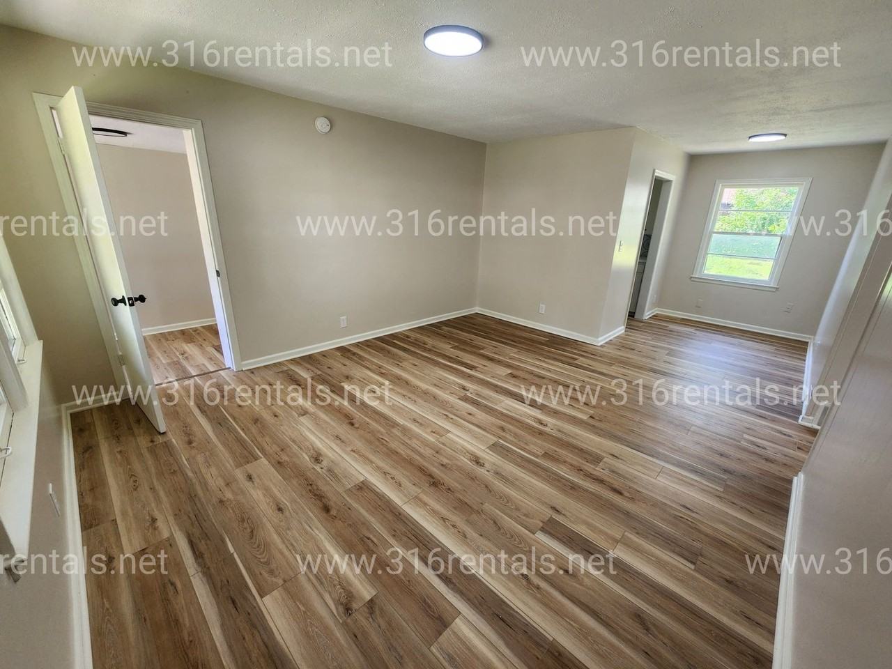 1681 Kenmar St - Photo 2 of 11