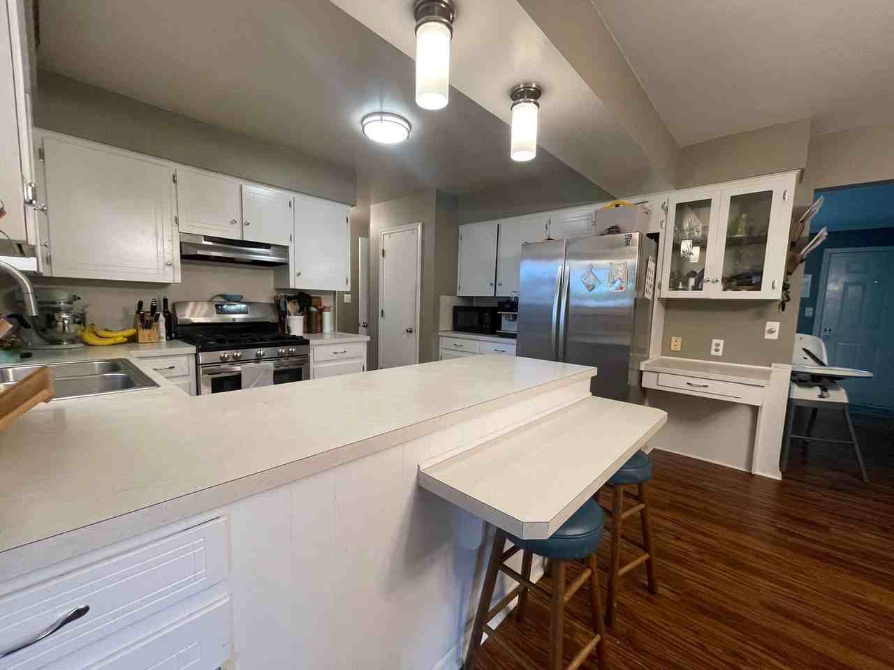 7865 Ridgewood Dr - Photo 4 of 31