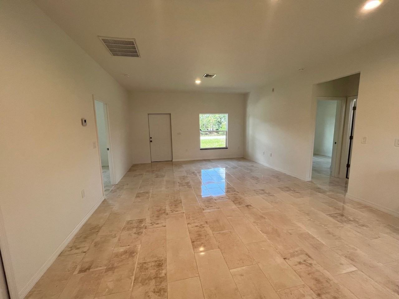 3153 Sunshine Blvd N - Photo 3 of 14