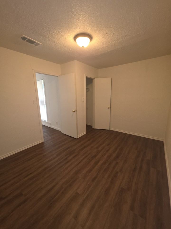 3613 Bright St #NA - Photo 2 of 11