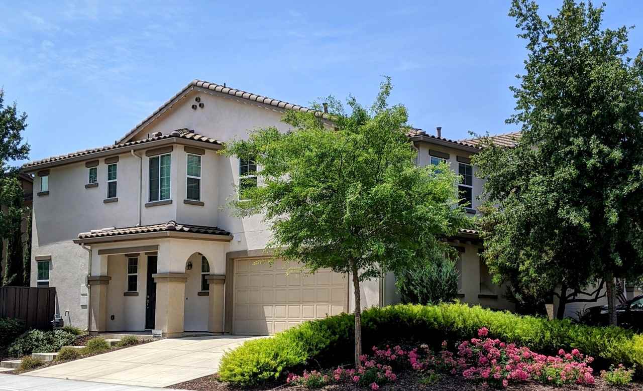 15925 Piazza Way #NA - Photo 2 of 32