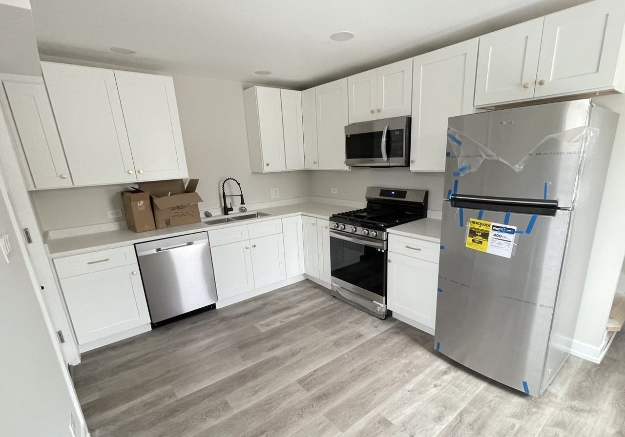 5137 S Newland Ave #N - Photo 3 of 8
