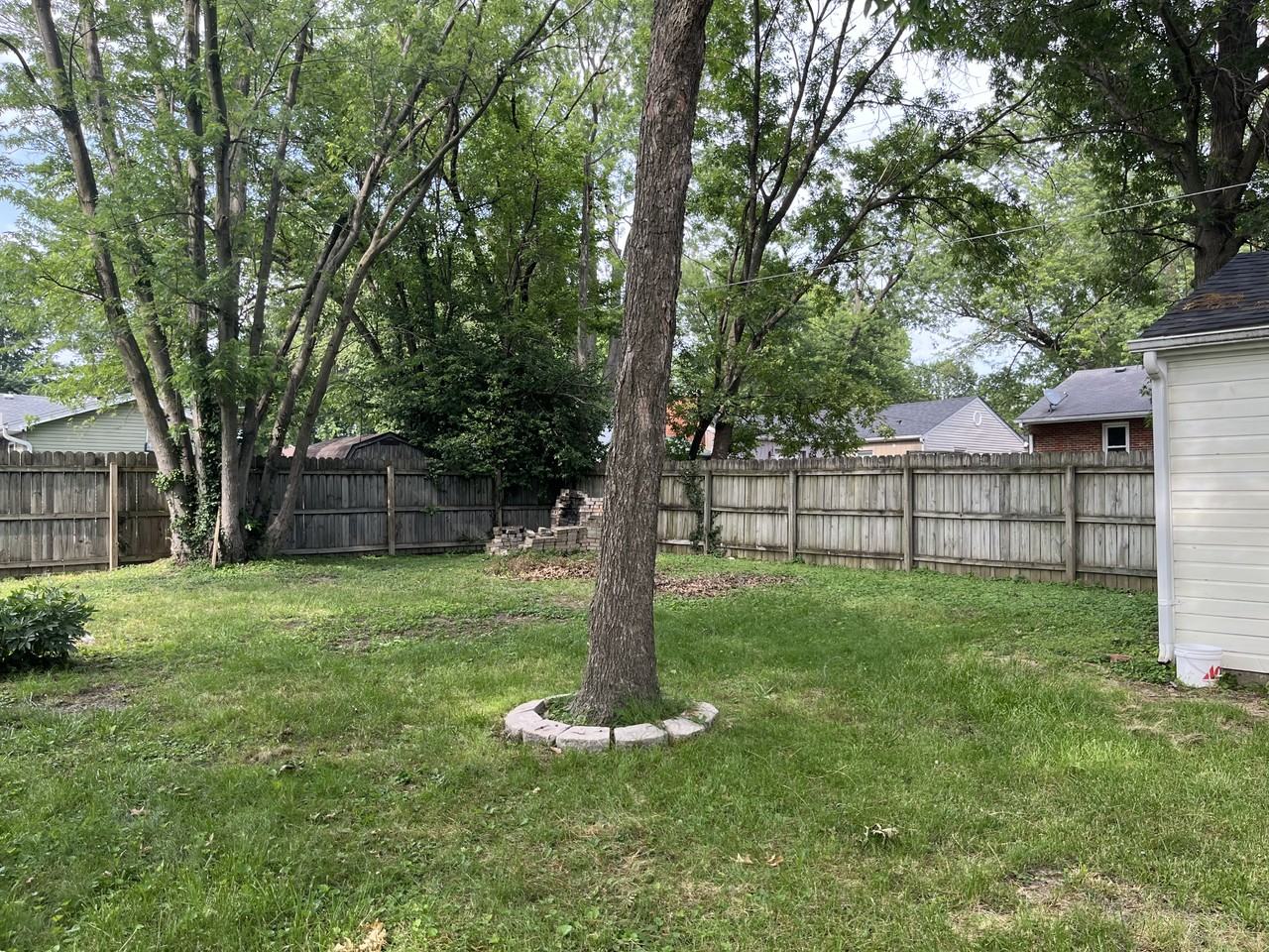 1035 Virginia St #NA - Photo 2 of 15