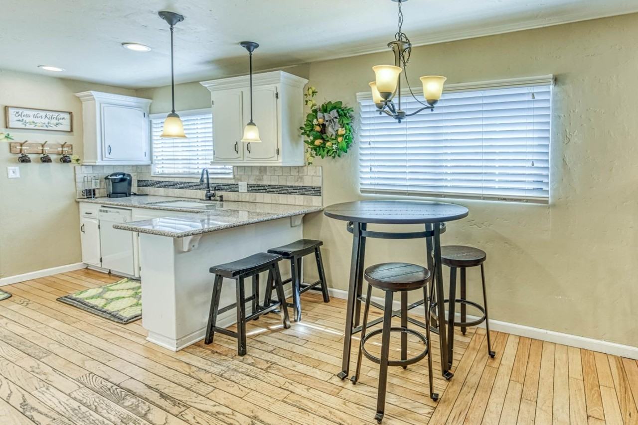 1508 E Sierra Ave #C - Photo 7 of 12