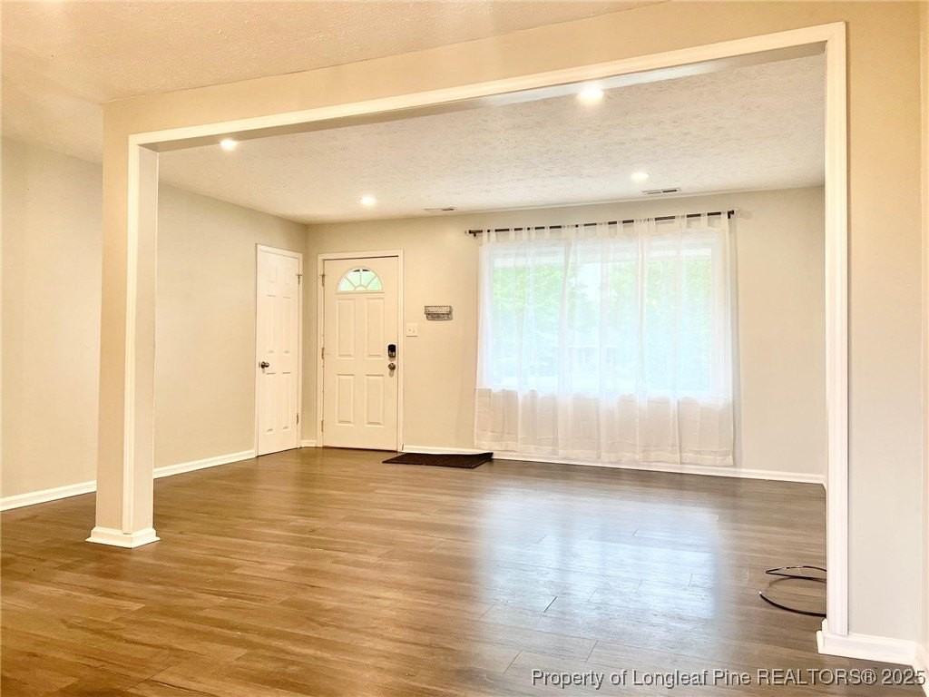 965 Kaywood Dr - Photo 5 of 35