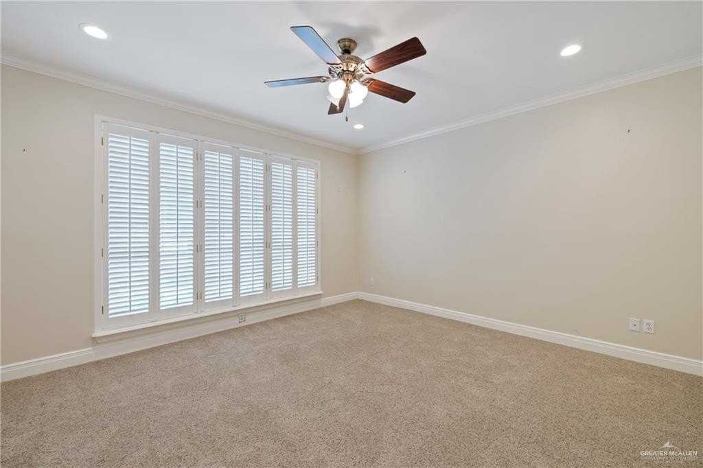 5501 N 1st Ln - Photo 4 of 29