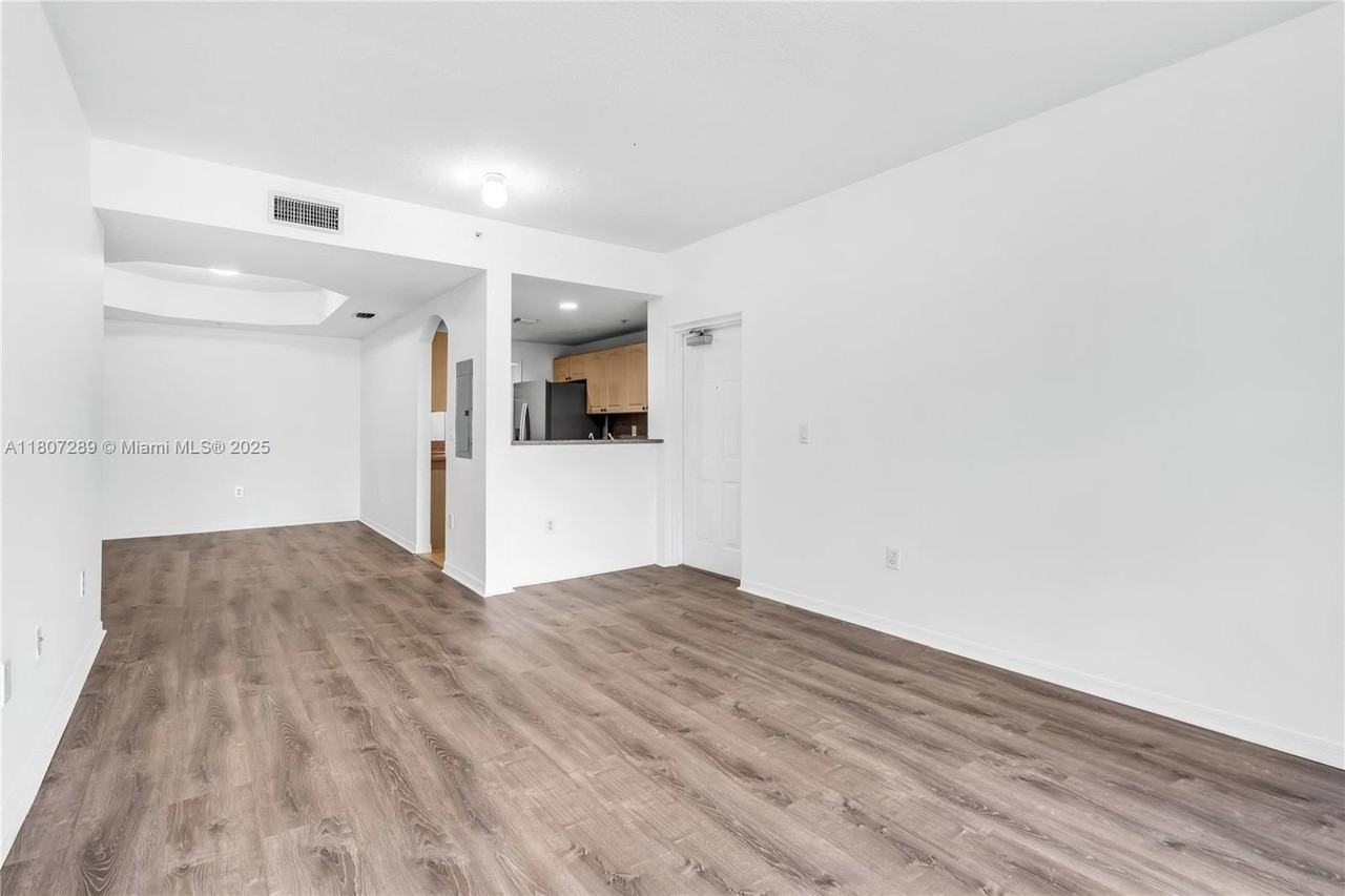 6700 Nw 114th Ave #925 - Photo 6 of 39