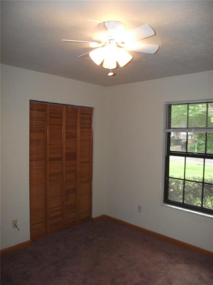 2624 Nw 4th Ave - Photo 7 of 14