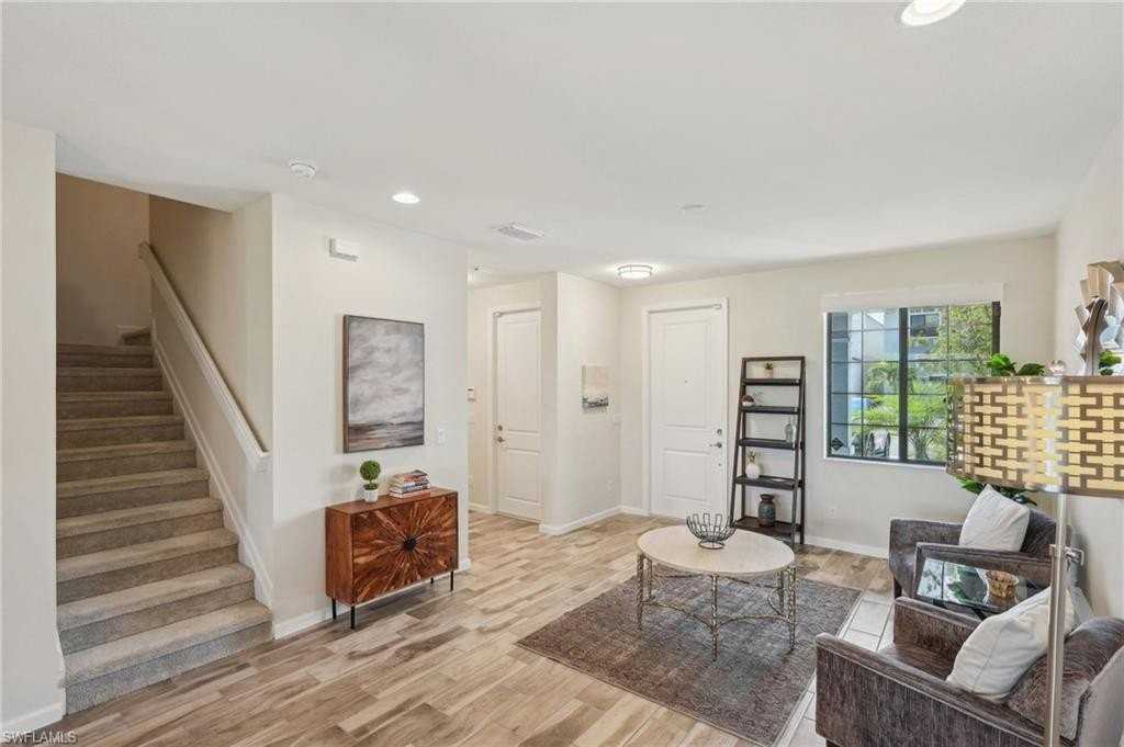 26391 Bonita Fairways Blvd - Photo 5 of 34