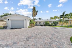 featured image of 726 Se Seahouse Dr