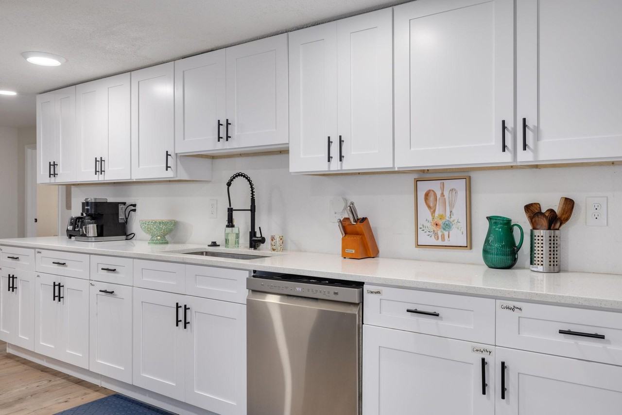 1st Ave S - Photo 2 of 10