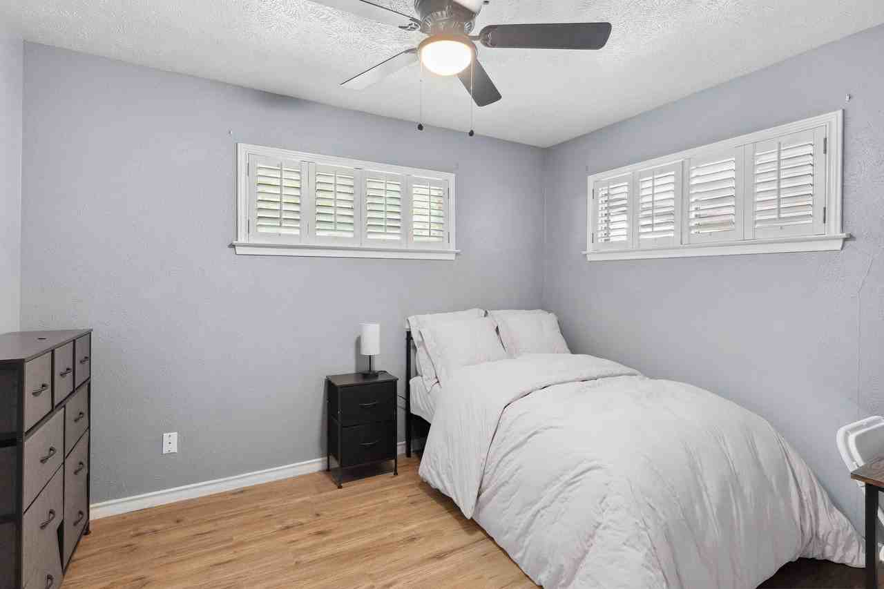 Valleyglen Drive - Photo 5 of 5