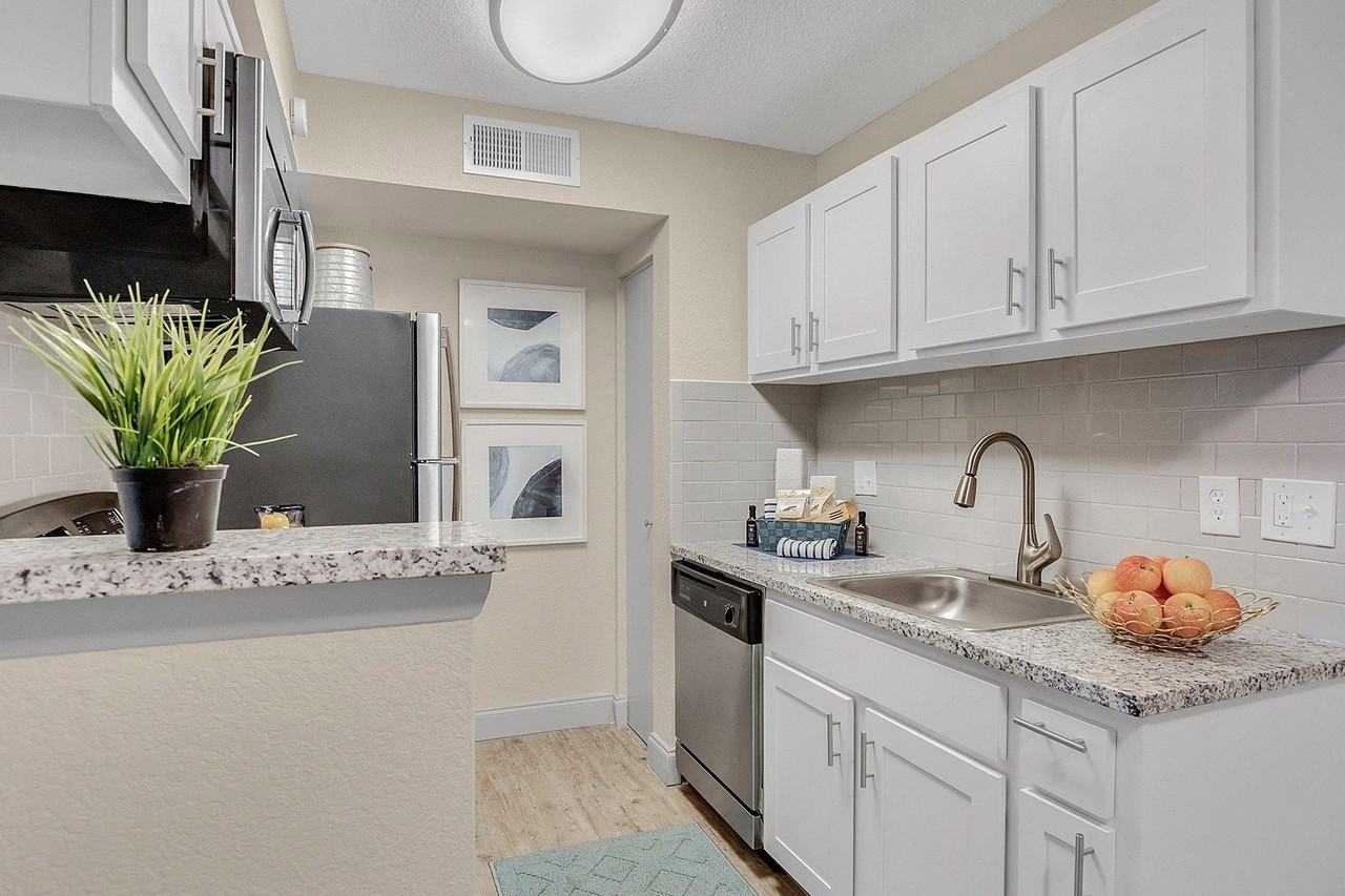 Haven at Lake Deer - Photo 4 of 27