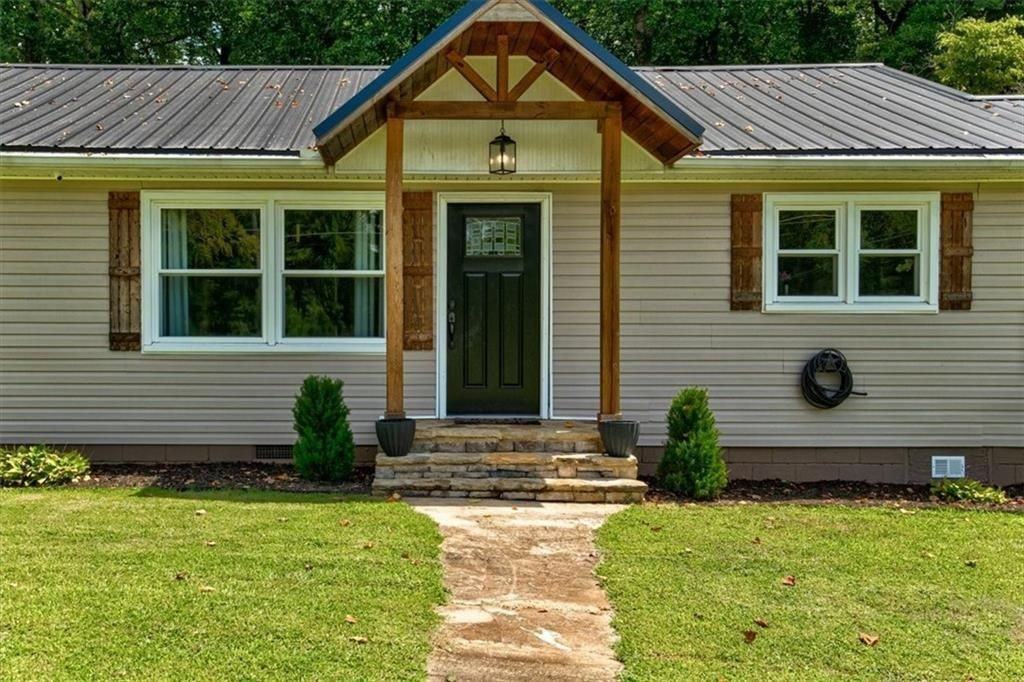 5659 Hiram Douglasville Hwy - Photo 2 of 23