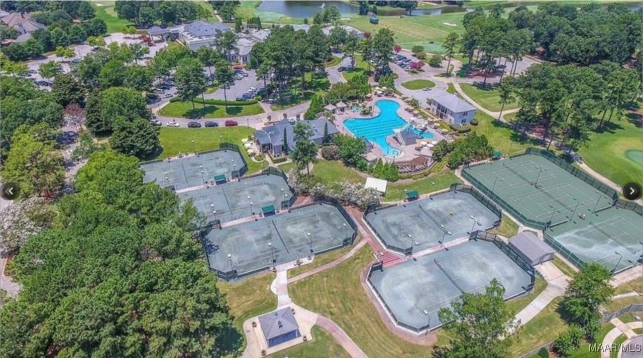 7071 Mid Pines Cir - Photo 4 of 16