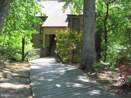 featured image of 44691 White Oak Ct