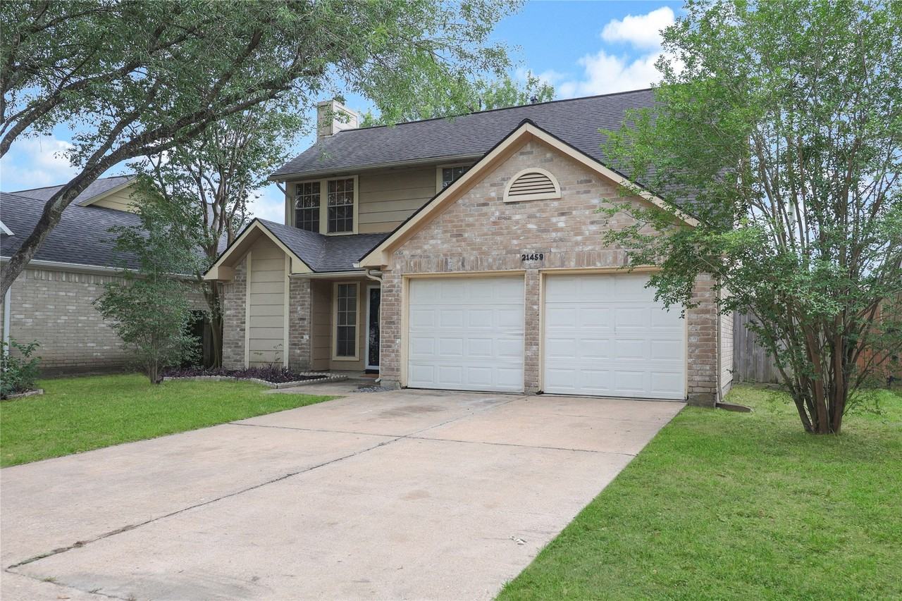 21459 Park Timbers Ln - Photo 3 of 28