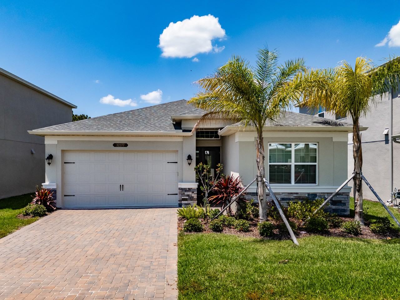 32277 Mahogany Valley Dr - Photo 2 of 46