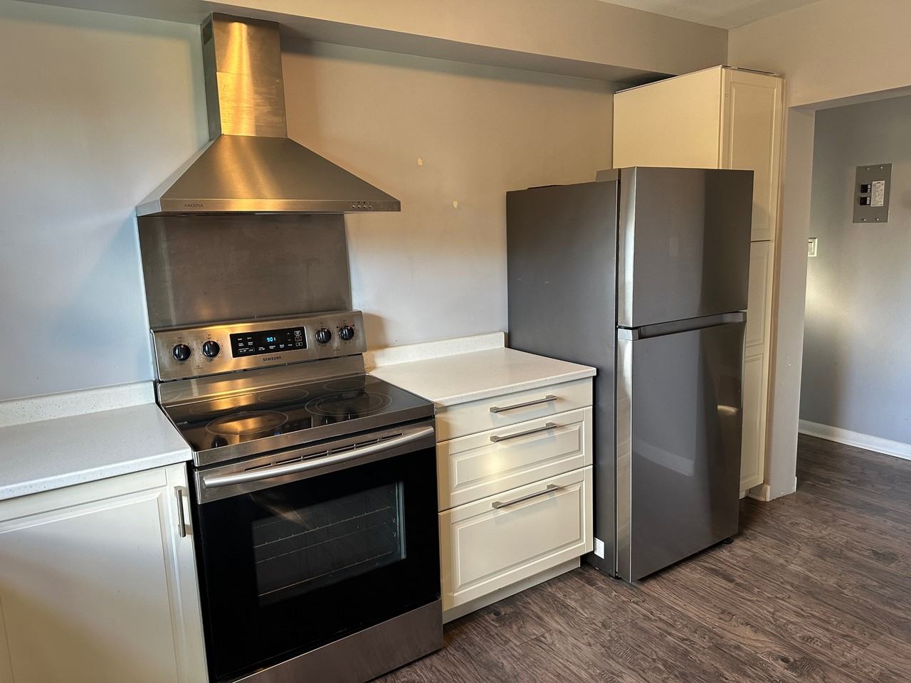 1033 Ravine Rd #1 - Photo 4 of 11