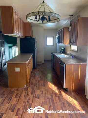 656 Walnut St - Photo 3 of 43