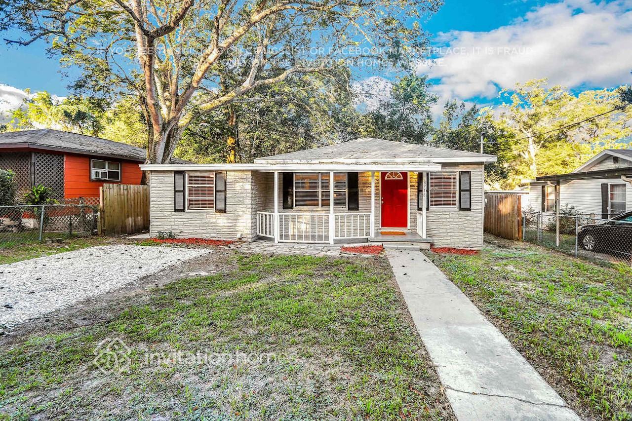 8718 N Mandarine Pl - Photo 2 of 26
