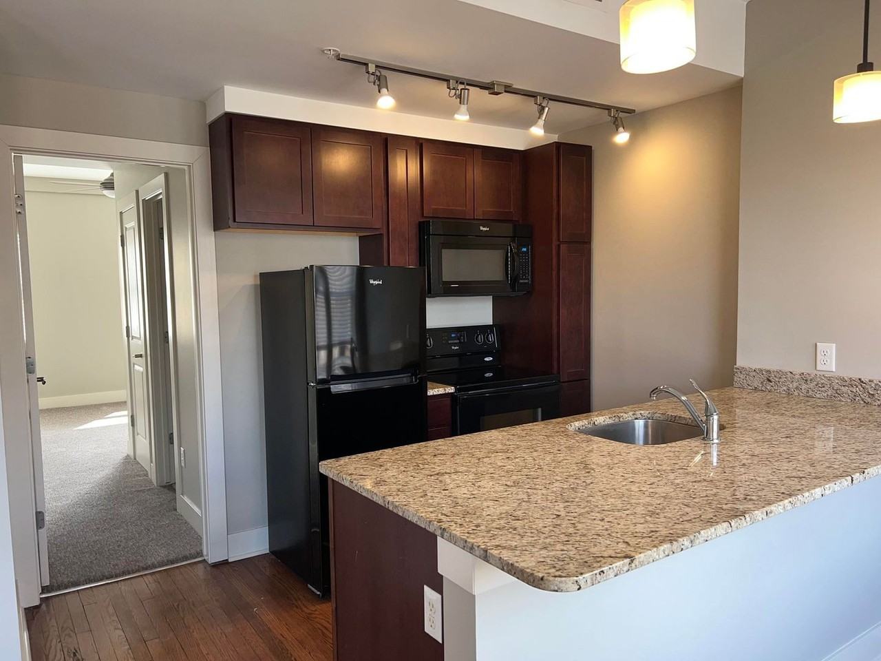 Flats on Howard - Photo 3 of 50