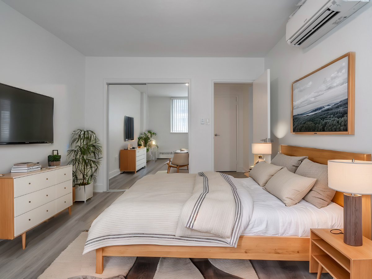 177 St George Street - Photo 2 of 9