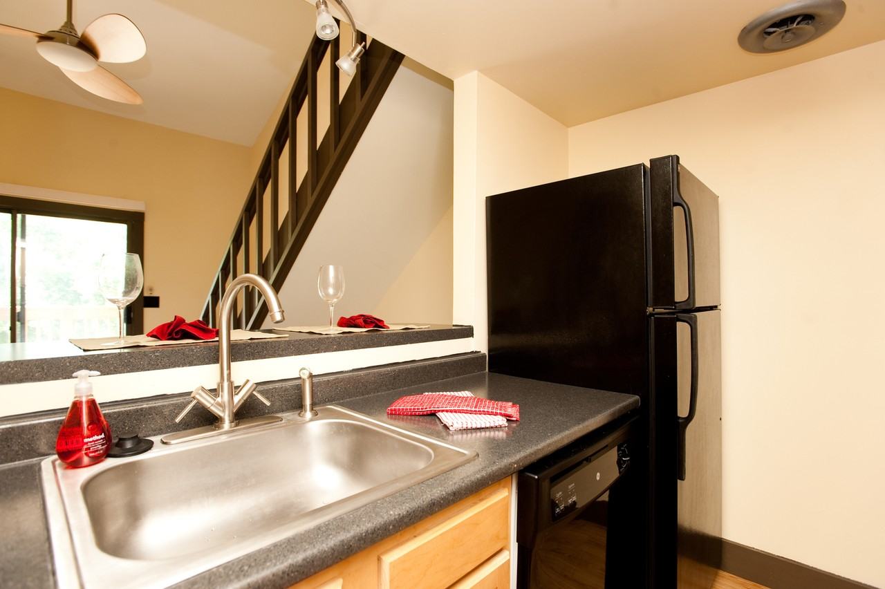 Crescent at Shadeland Apartments - Photo 2 of 13