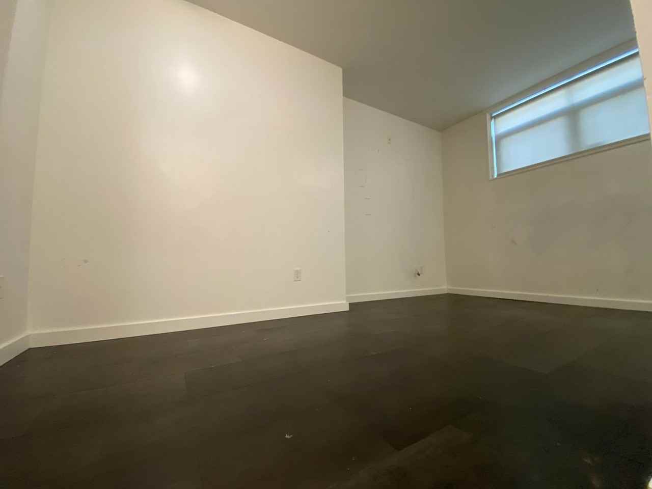 Park Place Apartments | 877 East Park Street - Photo 6 of 7