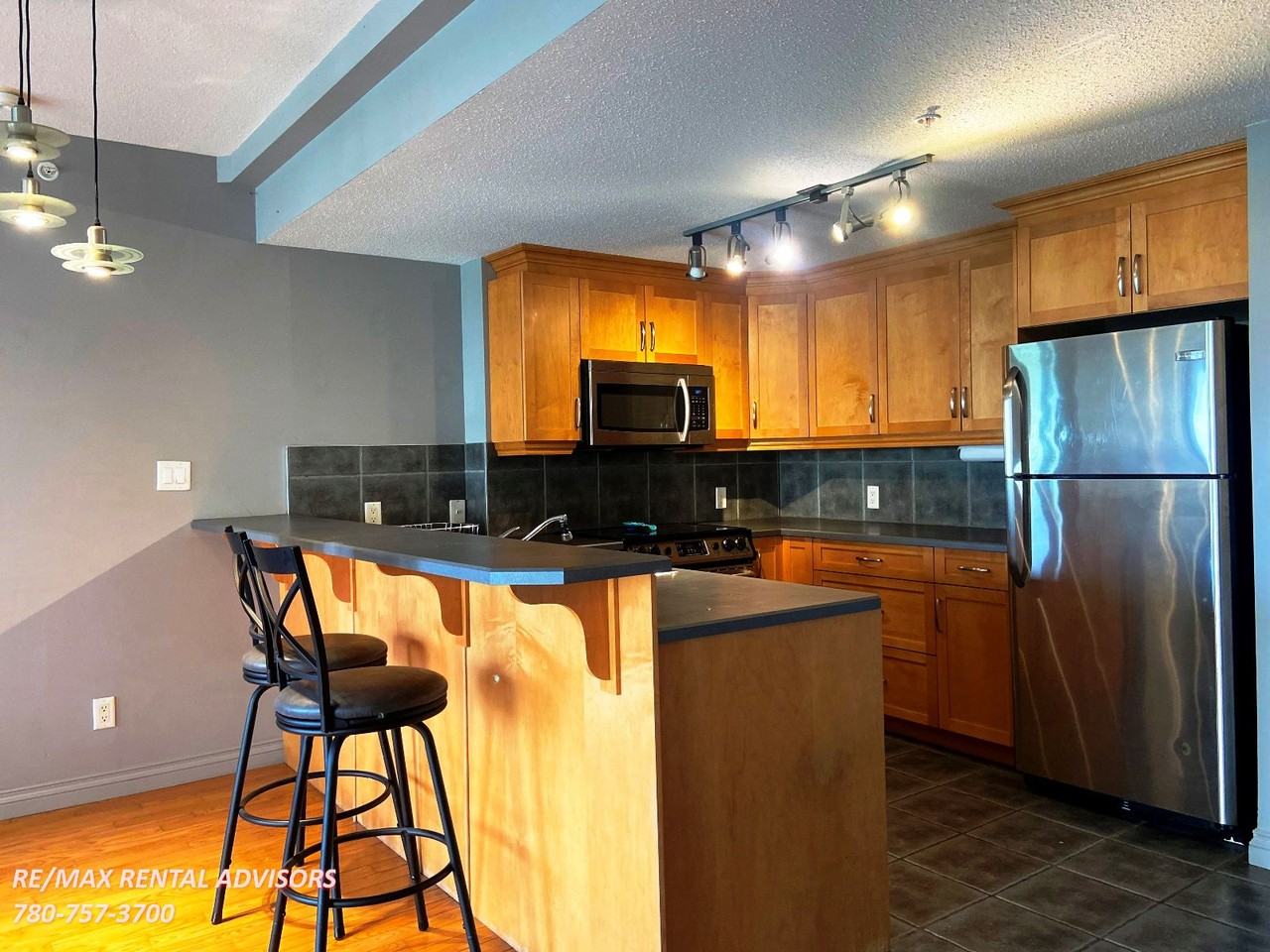 11111 82 Ave Nw - Photo 3 of 20