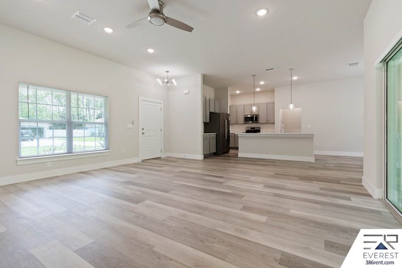 51 Woodside Dr - Photo 7 of 35