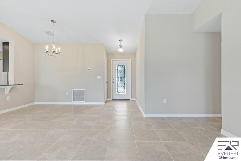 121 Laguna Forest Trl - Photo 4 of 31