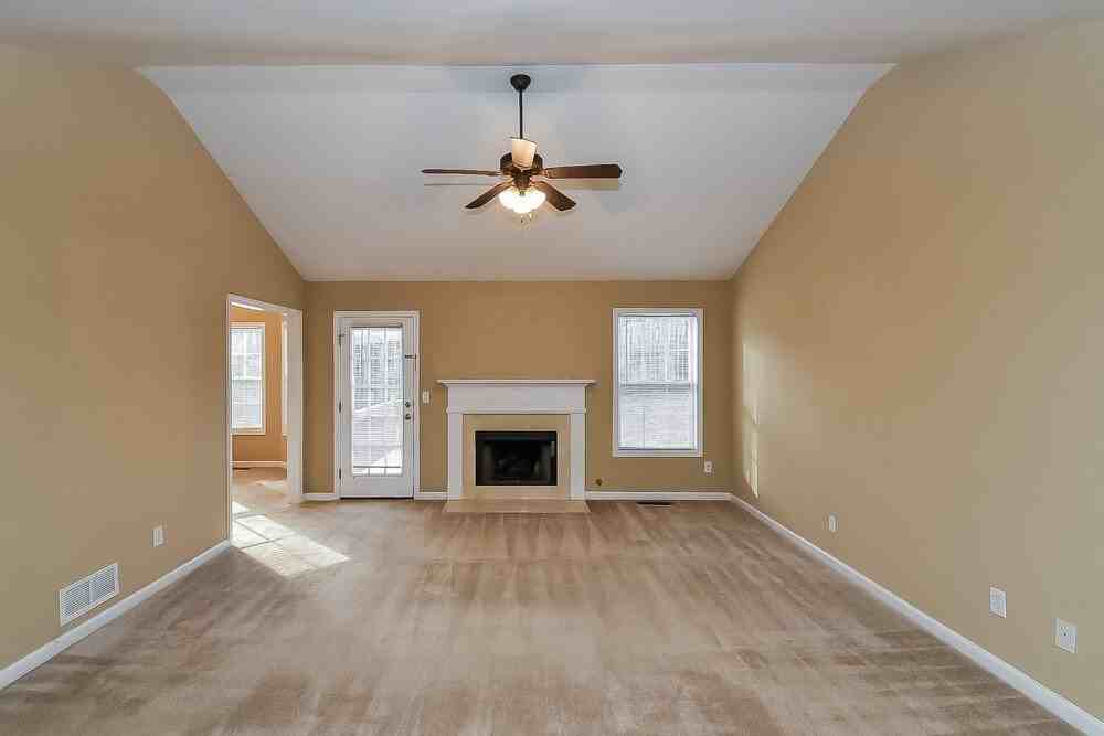 159 Mary Dean Ln - Photo 4 of 14