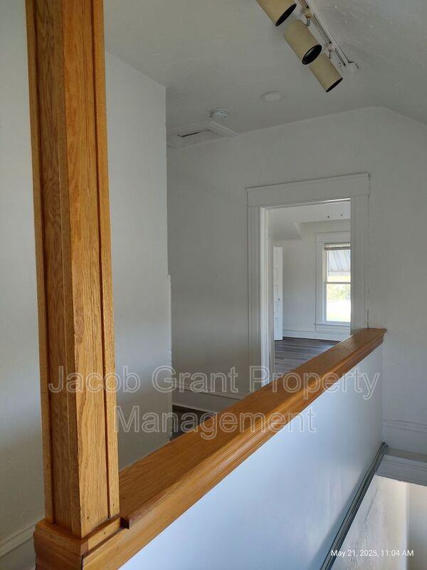 66 N Stout Ave - Photo 6 of 16