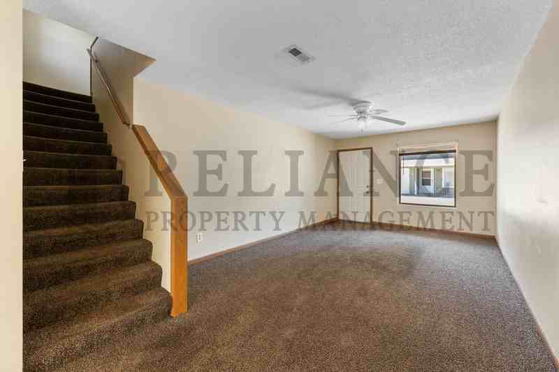 1134 N Richmond Ave - Photo 4 of 15