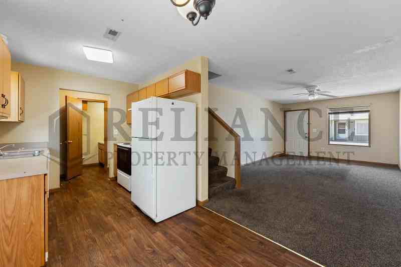 1134 N Richmond Ave - Photo 6 of 15