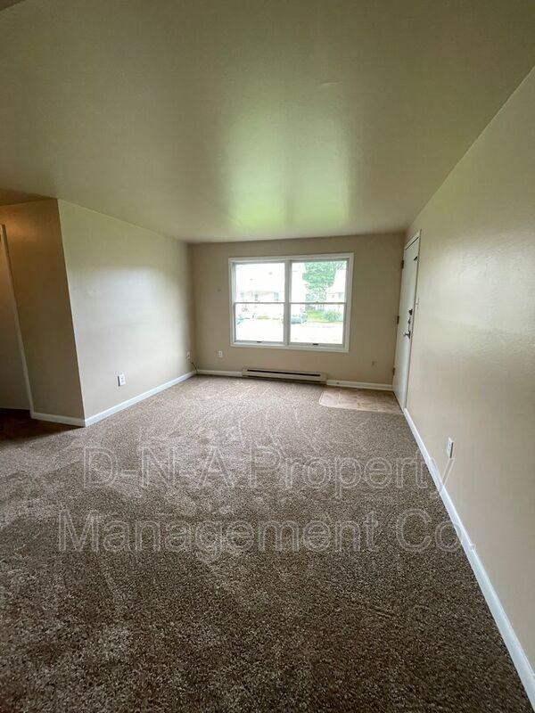 339 Race St #C2 - Photo 4 of 8