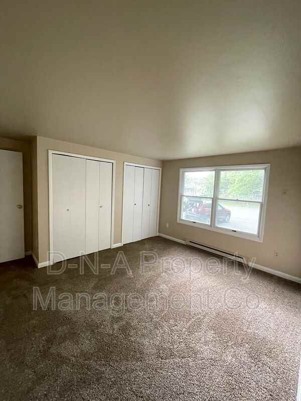 339 Race St #C2 - Photo 6 of 8