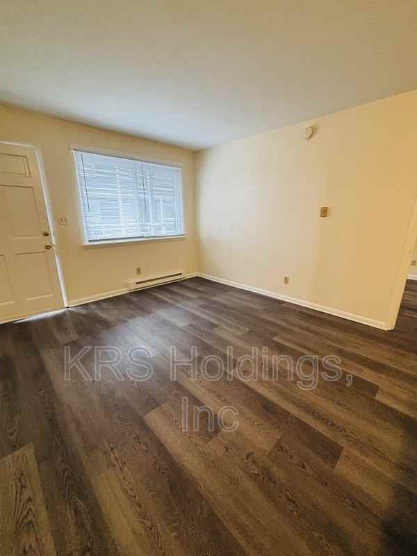 605 W Ocean View Ave #11 - Photo 3 of 9