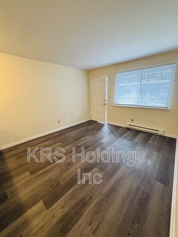 605 W Ocean View Ave #11 - Photo 5 of 9