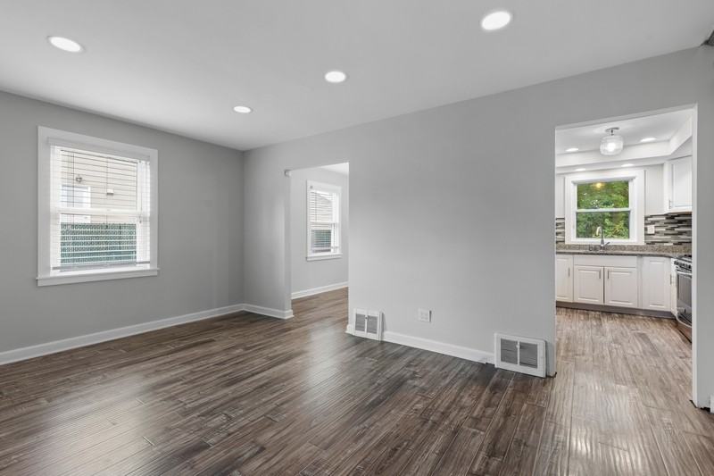 3616 Coolidge Ave - Photo 2 of 22