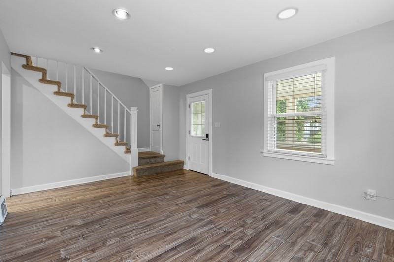 3616 Coolidge Ave - Photo 3 of 22