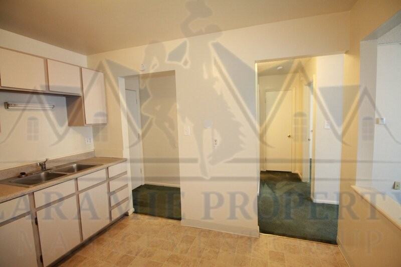 2310 E Garfield St #B5 - Photo 7 of 14