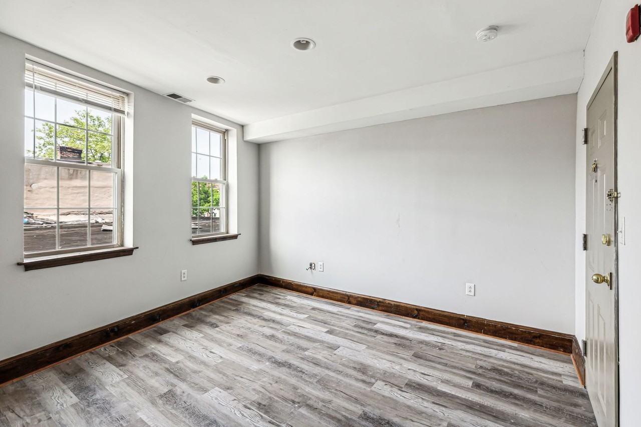 5100 WALNUT STREET LLC - Photo 2 of 12